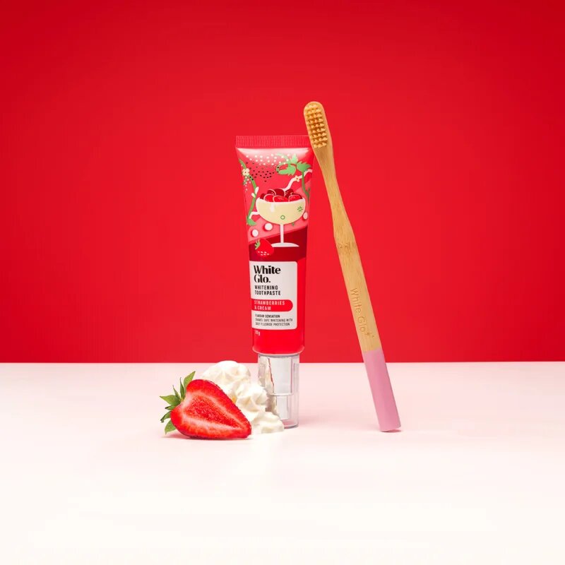 White Glo Whitening Toothpaste Strawberries and Cream fogkrém 70 g