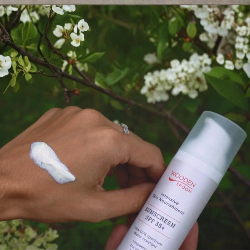 WoodenSpoon Skin Nourishment naptej arca és testre SPF 35 100 ml