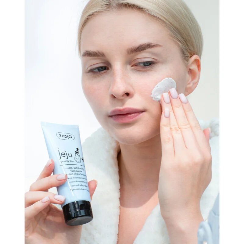 Ziaja Jeju Young Skin tisztító peelinges paszta 75 ml
