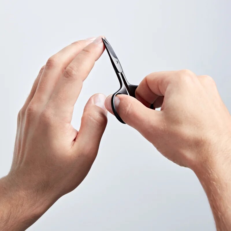 Zwilling Premium Black olló a körmökre és a körömbőrre 9 cm